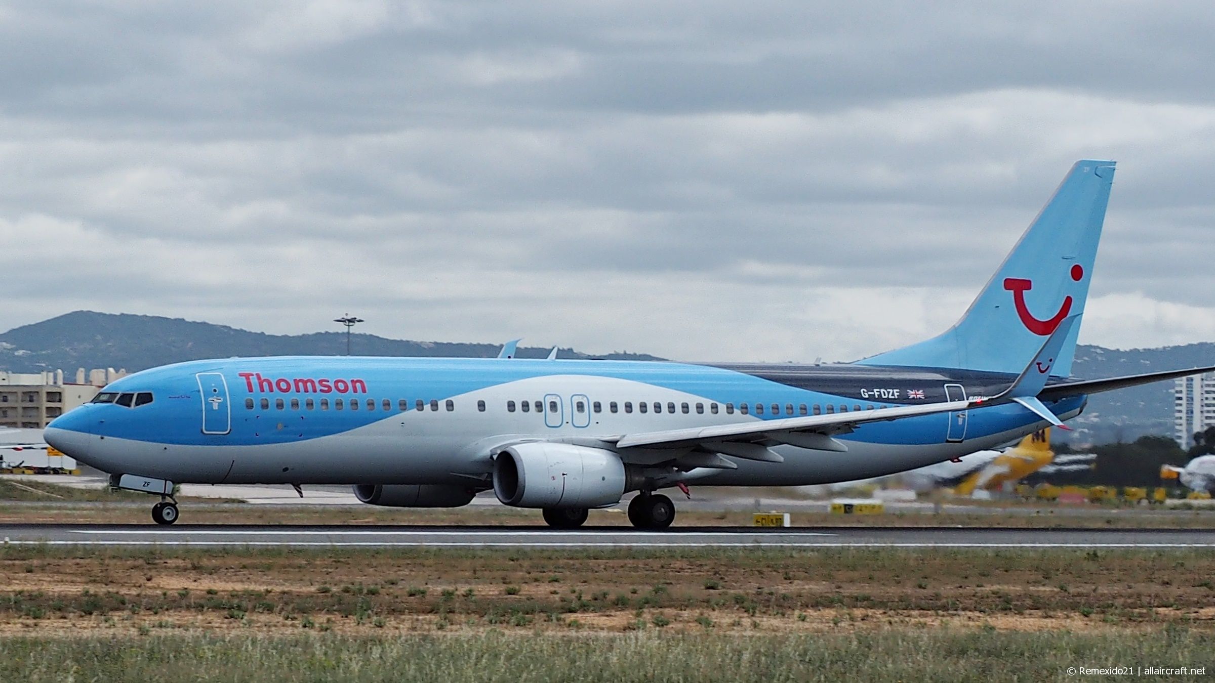 G-FDZF (35138) 2008 Boeing 737-8K5(WL)
