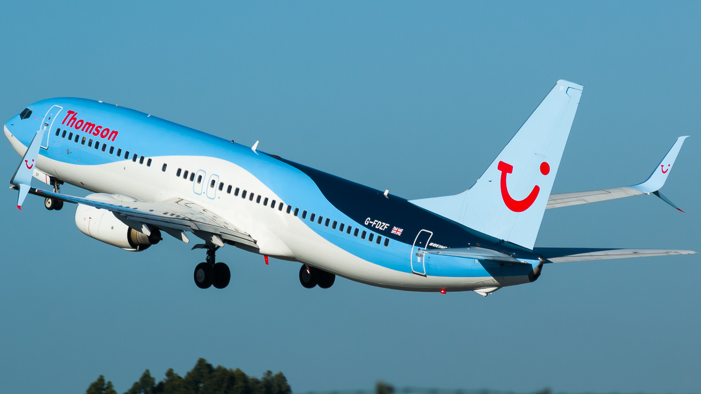 G-FDZF (35138) 2008 Boeing 737-8K5(WL)