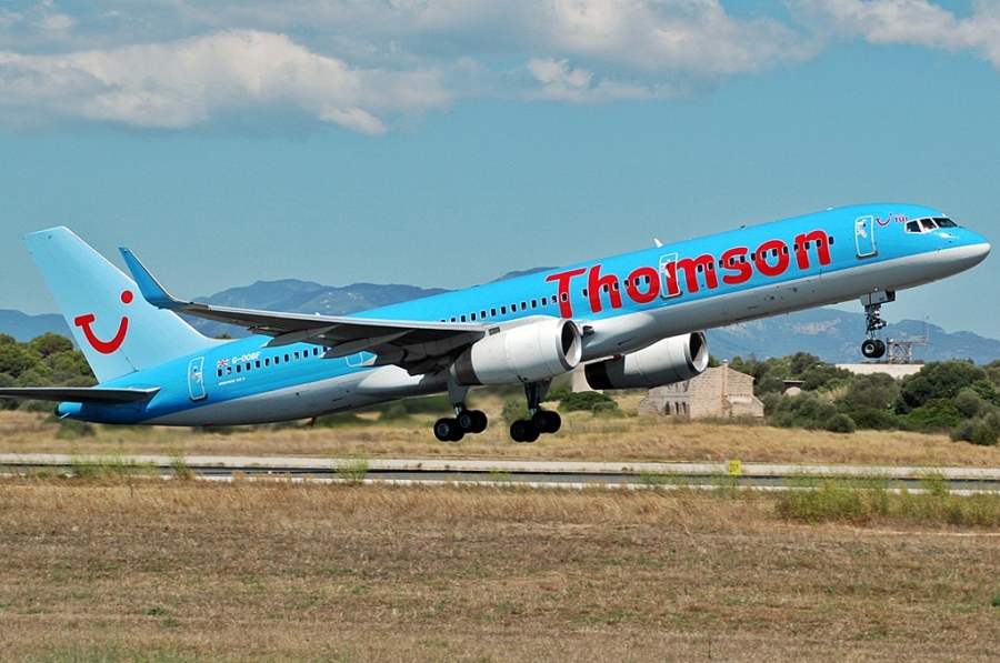 G-OOBF (33101) 2004 Boeing 757-28A WL