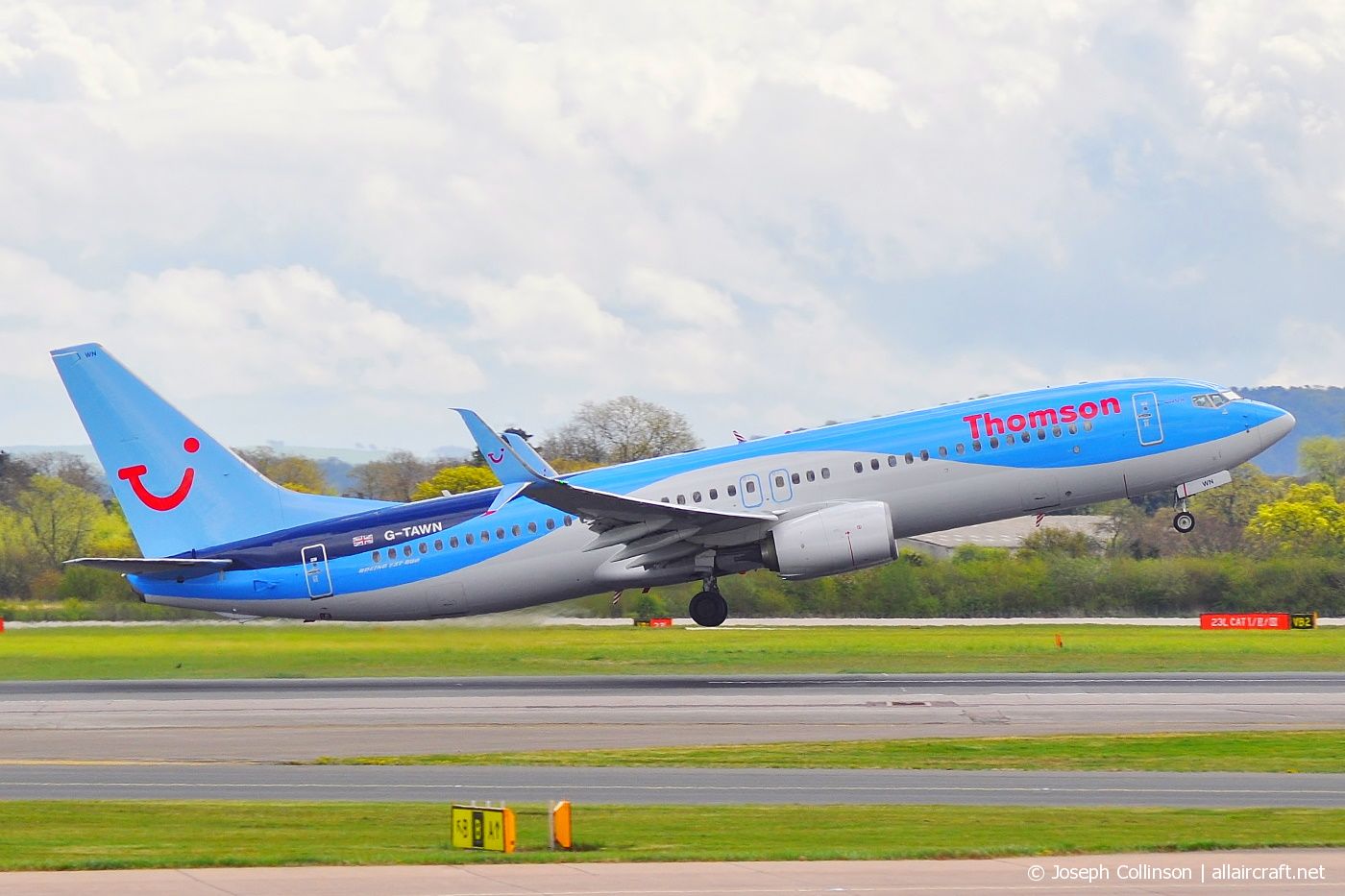 G-TAWN (37251) 2013 Boeing 737-8K5(WL)