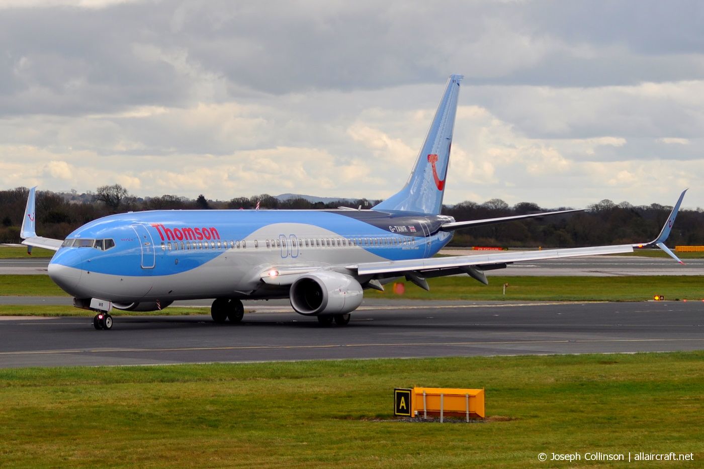 G-TAWR (37256) 2013 Boeing 737-8K5(WL)
