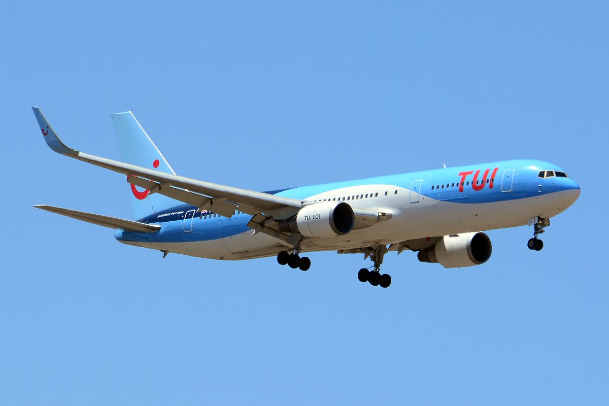 G-OBYH · Boeing 767-304(ER)(WL) · (LPA / GCLP)