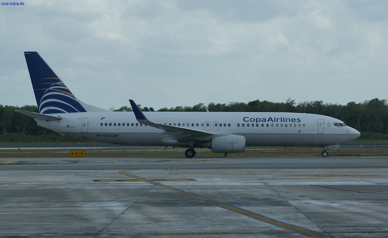 HP-1724CMP (38140) Boeing 737-8V3