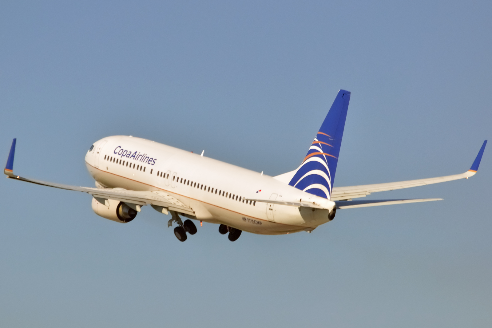HP-1715CMP (40361) Boeing 737-8V3