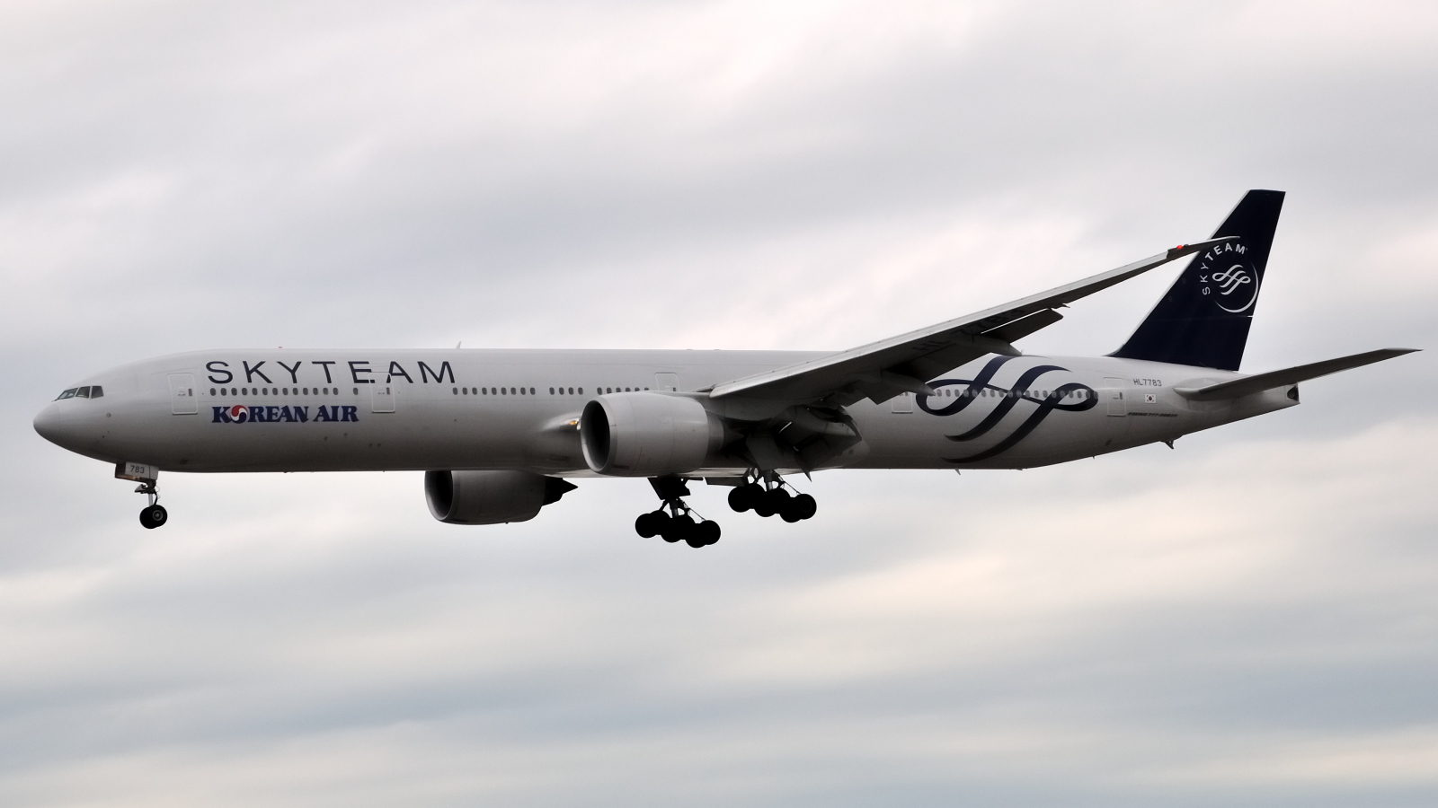 HL7783 (37644) 2009 Boeing 777-3B5