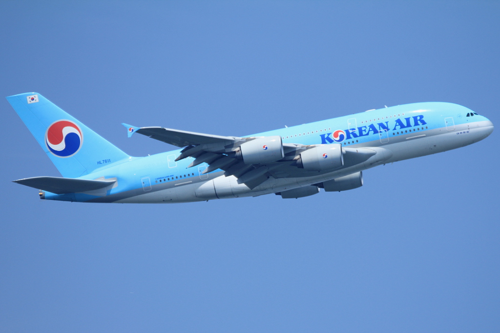 HL7611 (035) 2010 Airbus A380-861