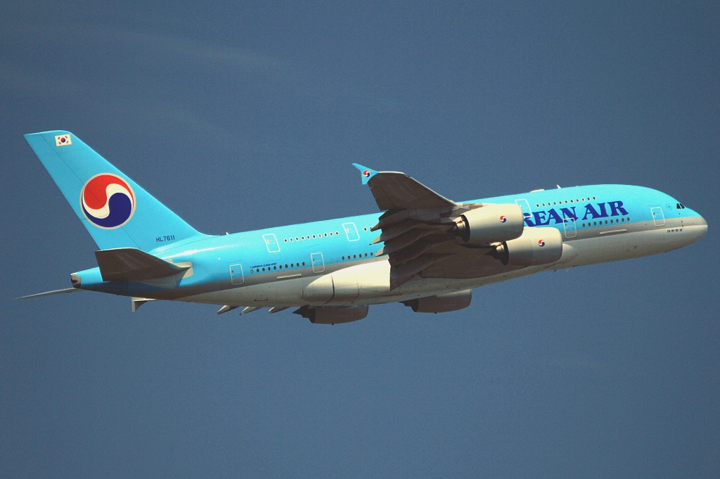 HL7611 (035) 2010 Airbus A380-861