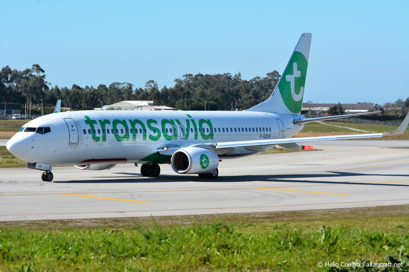 F-GZHR (43913) 2015 Boeing 737-8K2(WL)