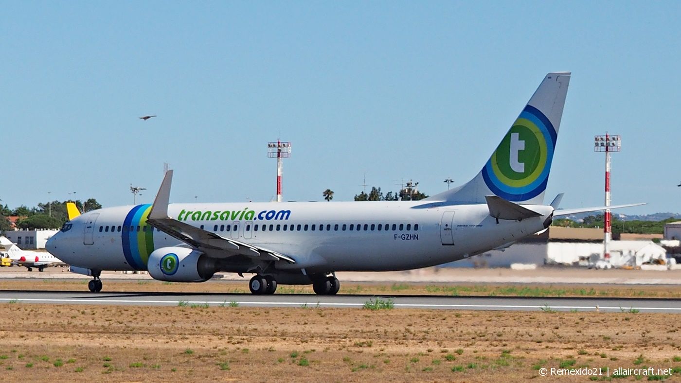 F-GZHN (29445) 1999 Boeing 737-85H(WL)