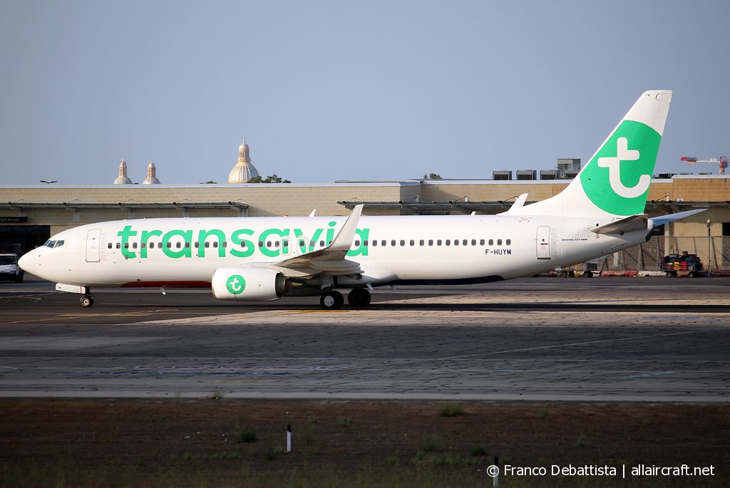 F-HUYM (39397) 2012 Boeing 737-86N(WL)