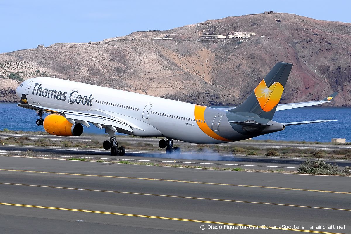 OY-VKH (356) 2000 Airbus A330-343