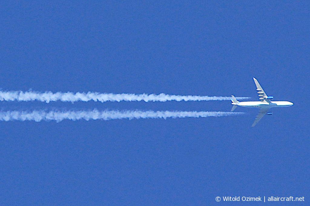 OY-VKI (357) 2000 Airbus A330-343X