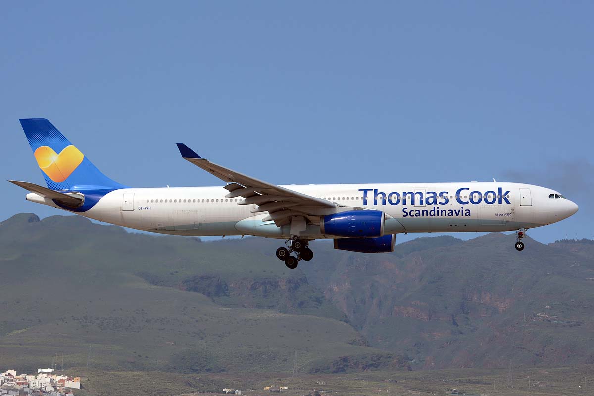 OY-VKH (356) 2000 Airbus A330-343