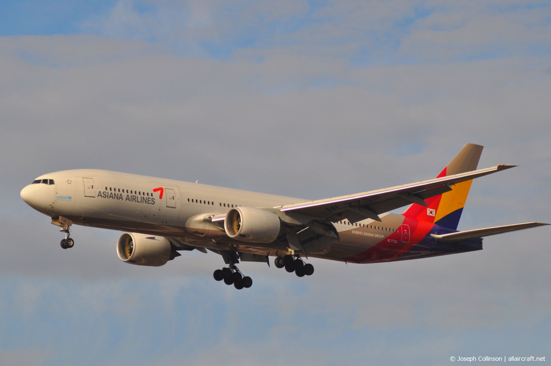 HL7732 · Boeing 777-28E/ER · (LHR / EGLL)