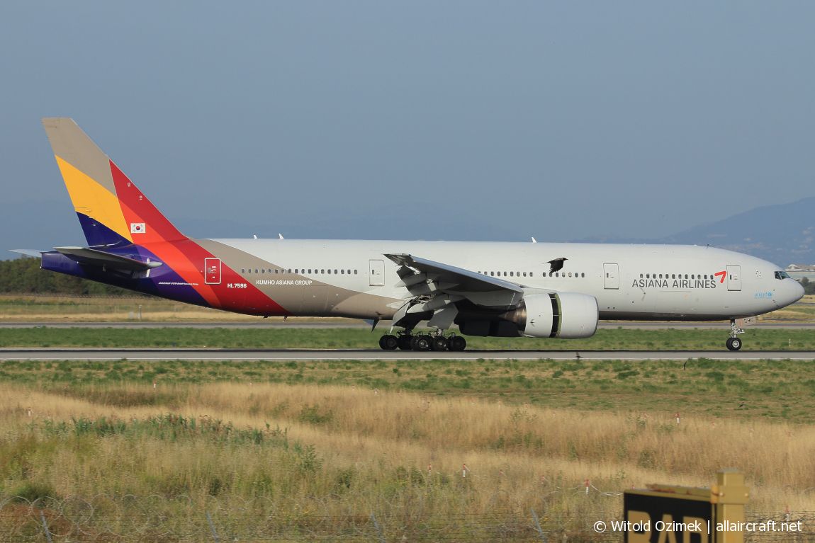 HL7596 · Boeing 777-28E/ER · (FCO / LIRF)
