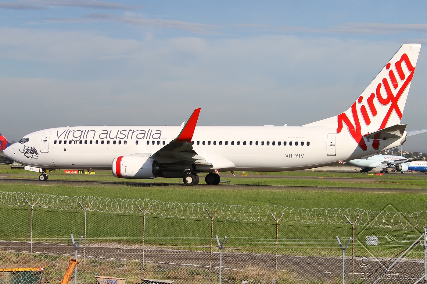 VH-YIV (40698) 2013 Boeing 737-8FE(WL)