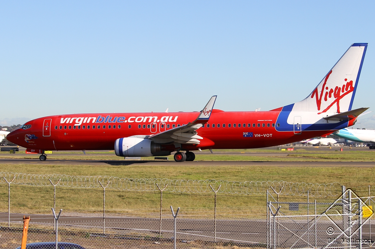 VH-VOT (33801) 2004 Boeing 737-8FE(WL)