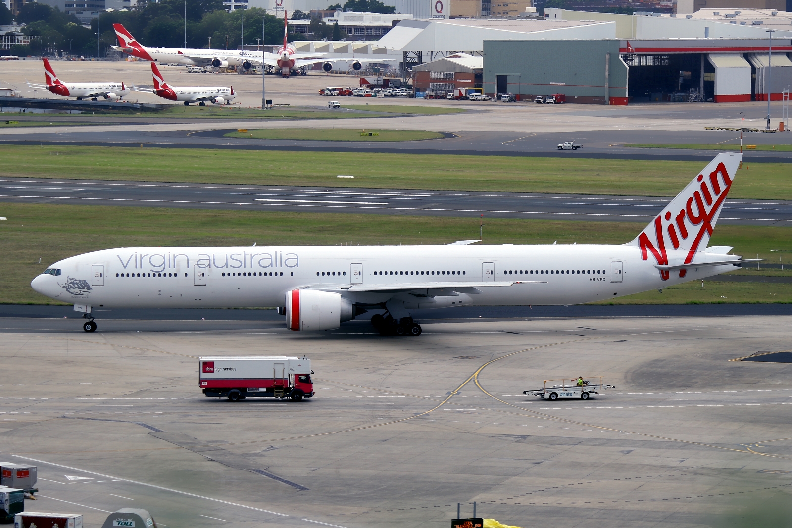 VH-VPD (37938) 2009 Boeing 777-3ZG(ER)