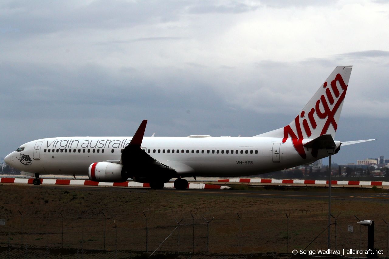 VH-YFS (41027) 2015 Boeing 737-8FE(WL)