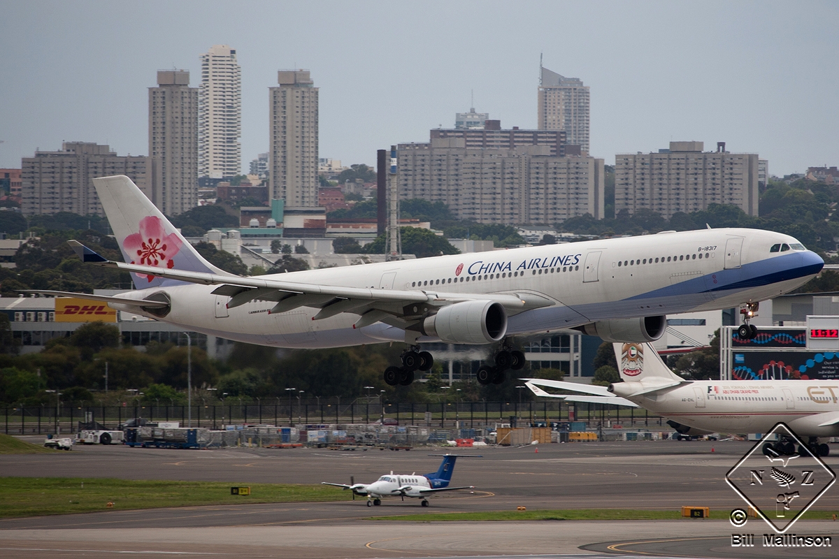 B-18317 (861) 2007 Airbus A330-302