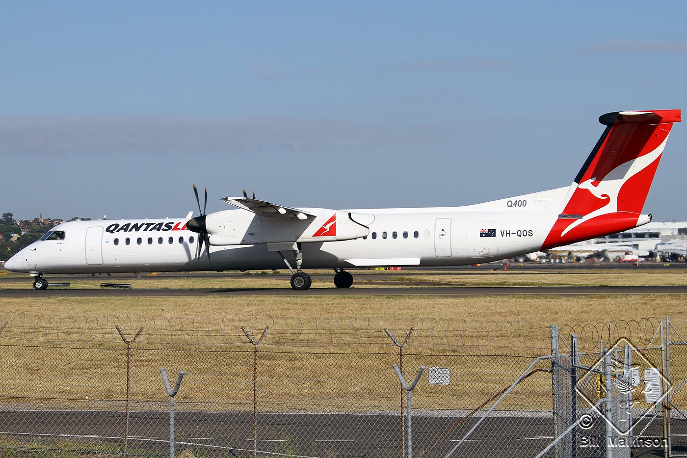 VH-QOS (4263) 2009 Bombardier Dash 8-Q402