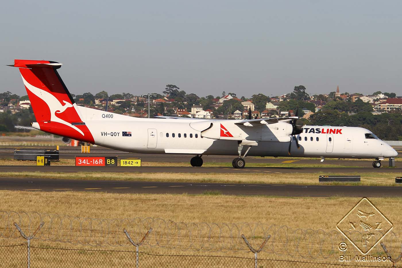 VH-QOY (4288) 2009 Bombardier Dash 8-Q402