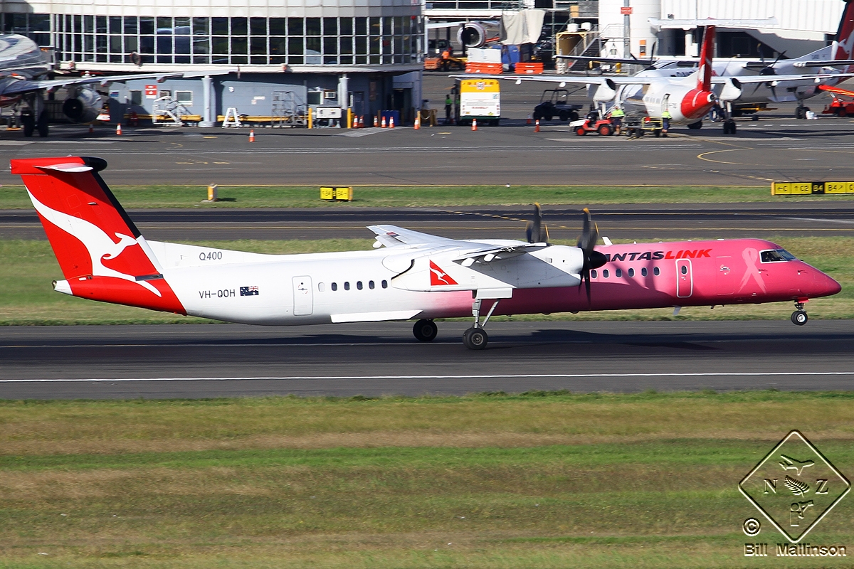 VH-QOH (4132) 2006 Bombardier Dash 8-Q402
