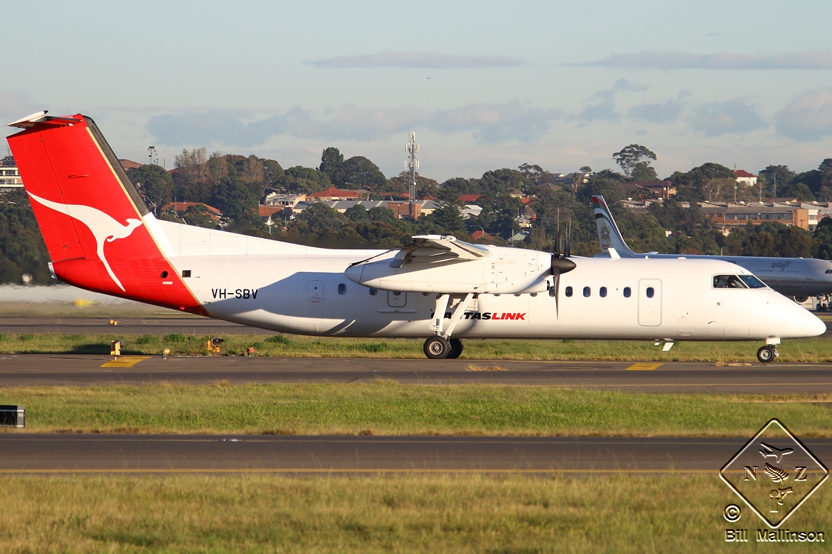 VH-SBV (595) 2003 Bombardier Dash 8-Q315