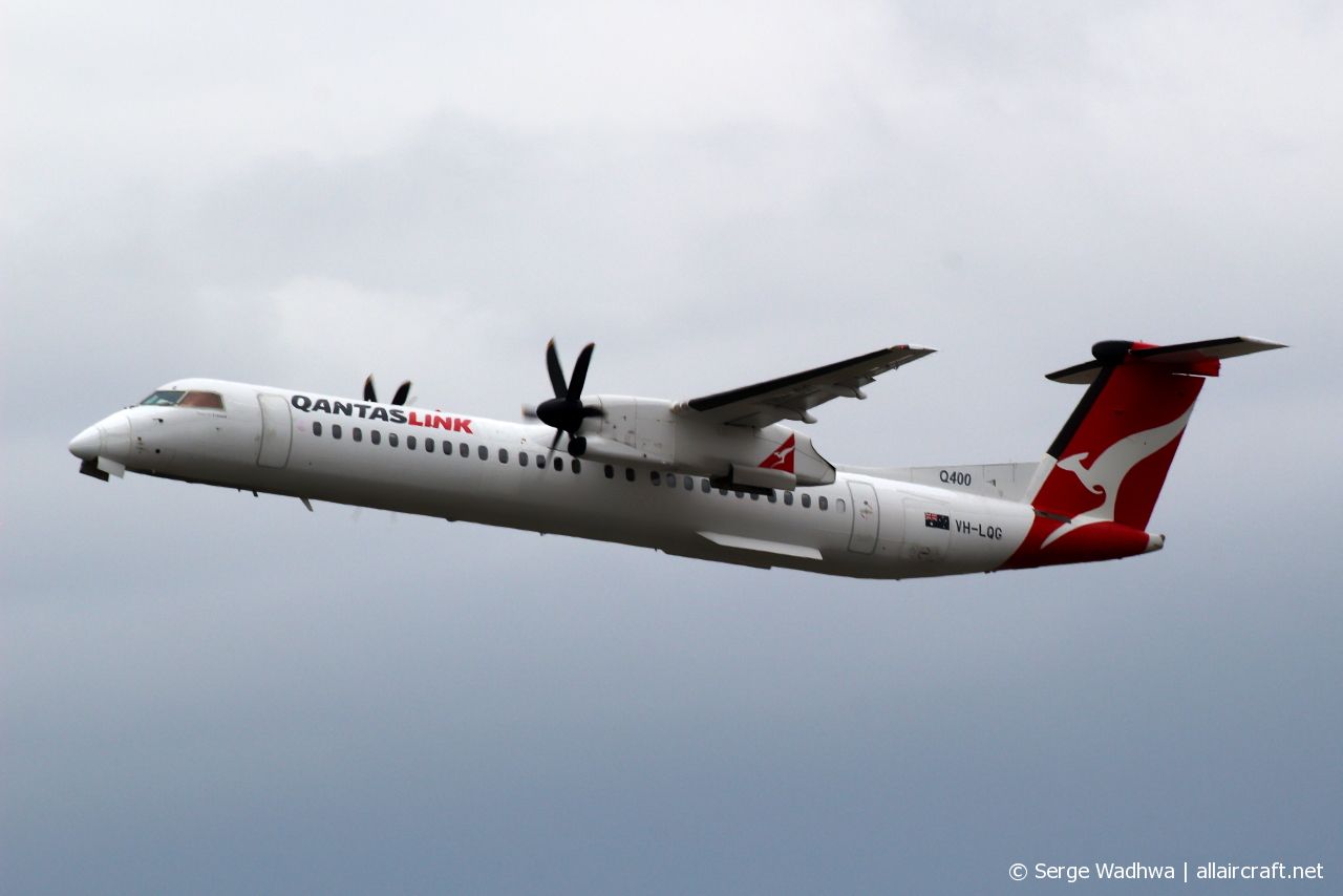 VH-LQG (4376) 2011 Bombardier Dash 8-Q402