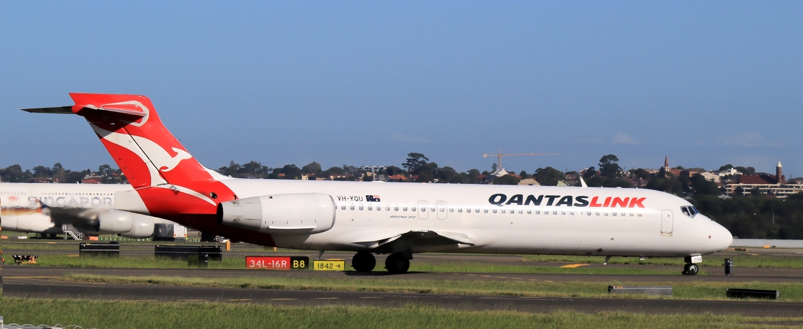 VH-YQU, (cn 55180), Boeing 717-2BL