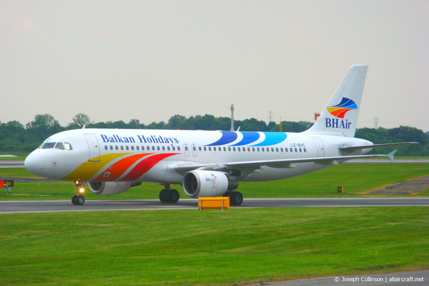 LZ-BHC (349) 1992 Airbus A320-212