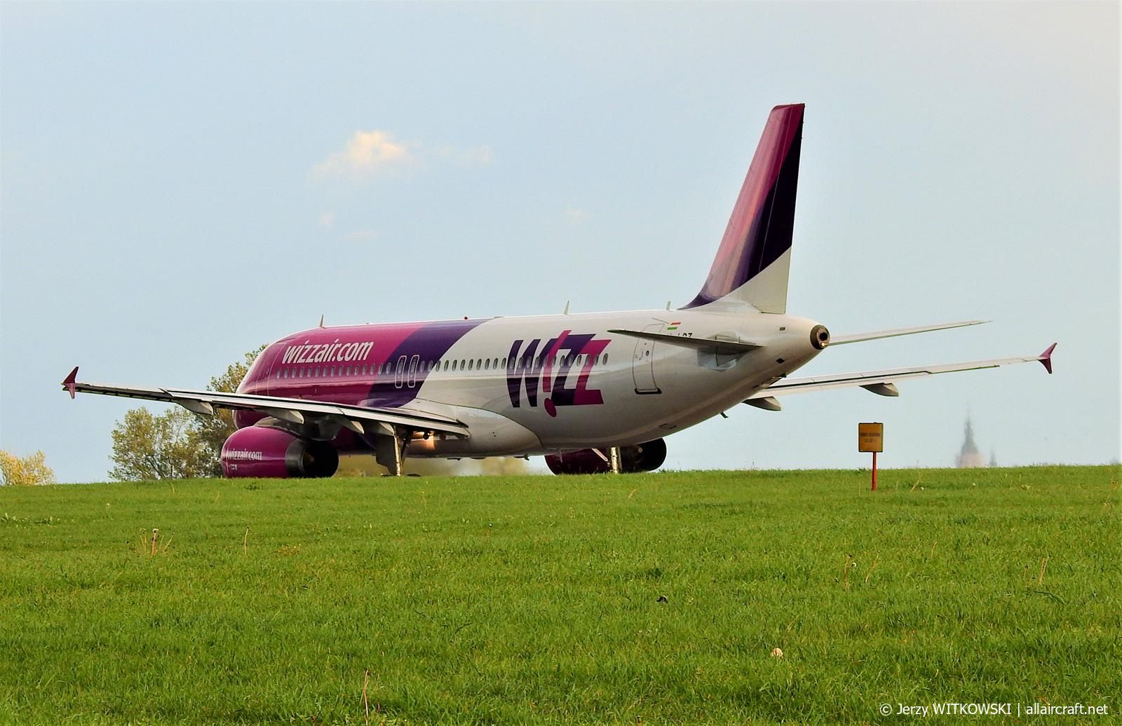 HA-LWN (5075) 2012 Airbus A320-232