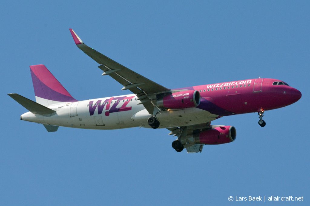 HA-LYP (6589) 2015 Airbus A320-232(WL)