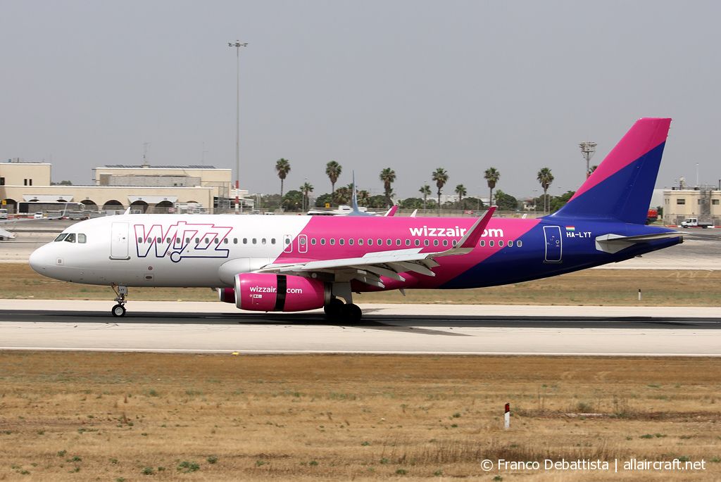HA-LYT (6683) 2015 Airbus A320-232(WL)