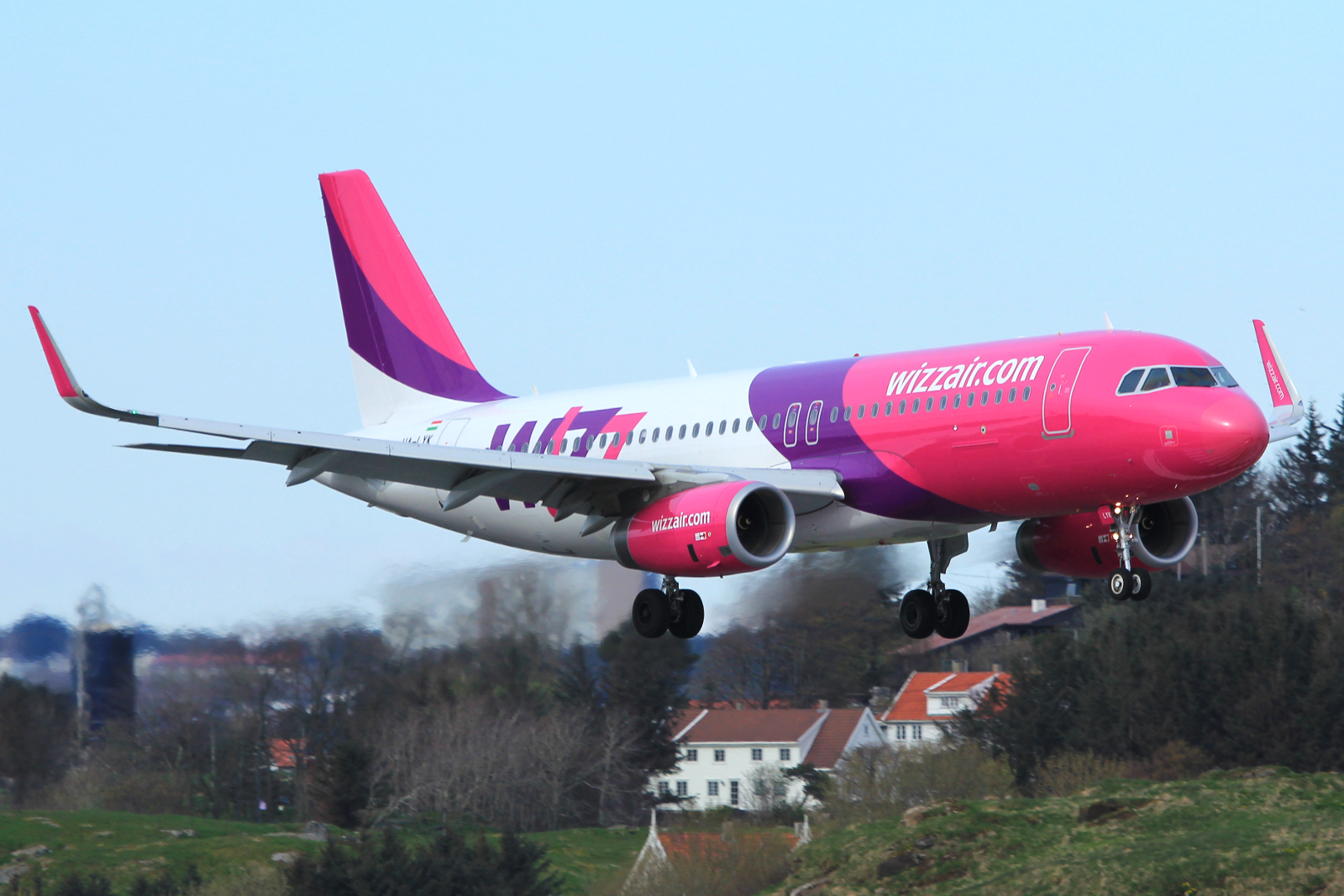 HA-LYK · Airbus A320-232(WL) · (SVG / ENZV)