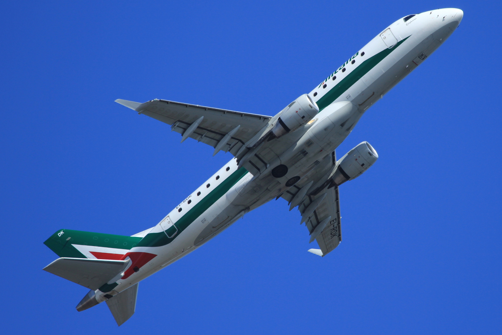 EI-RDK · Embraer 170-200STD · (FCO / LIRF)