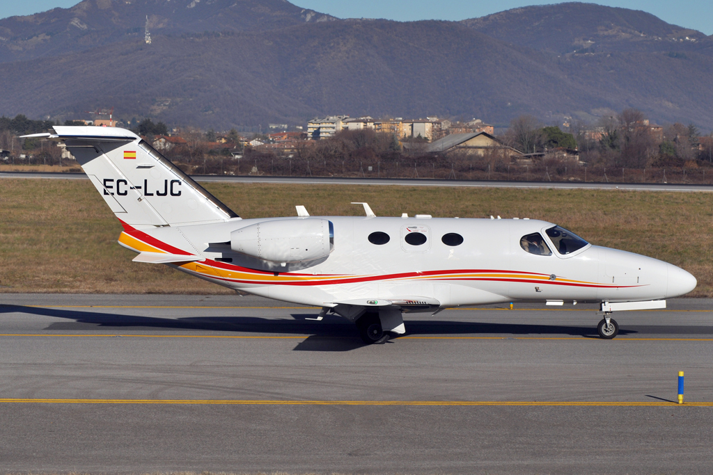 EC-LJC (510-0355) Cessna 510 Citation Mustang
