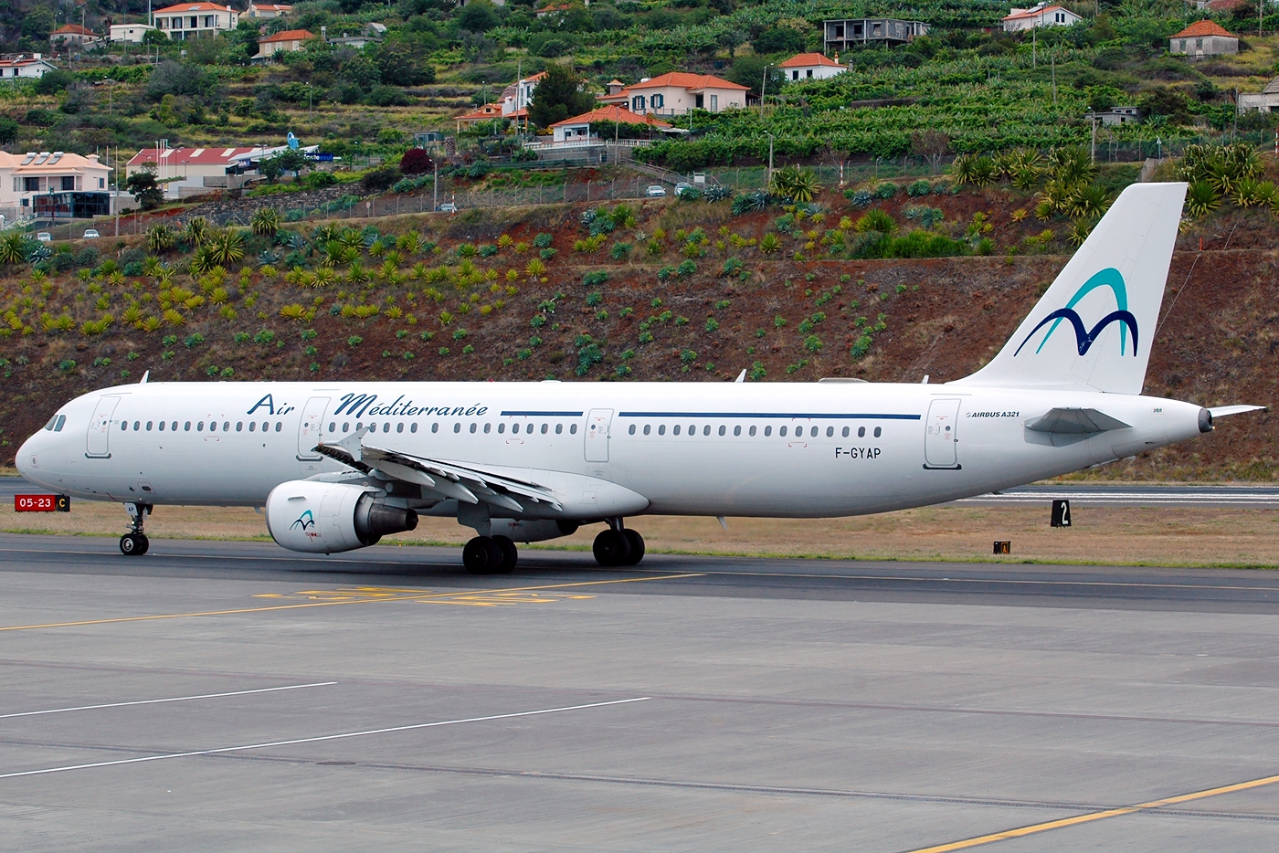 F-GYAP (517) 1994 Airbus A321-111
