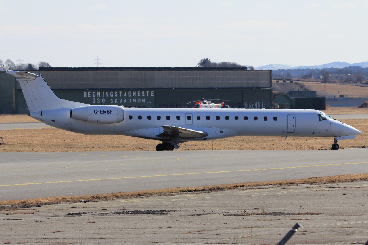 G-EMBP (cn 145300) Embraer ERJ-145EU