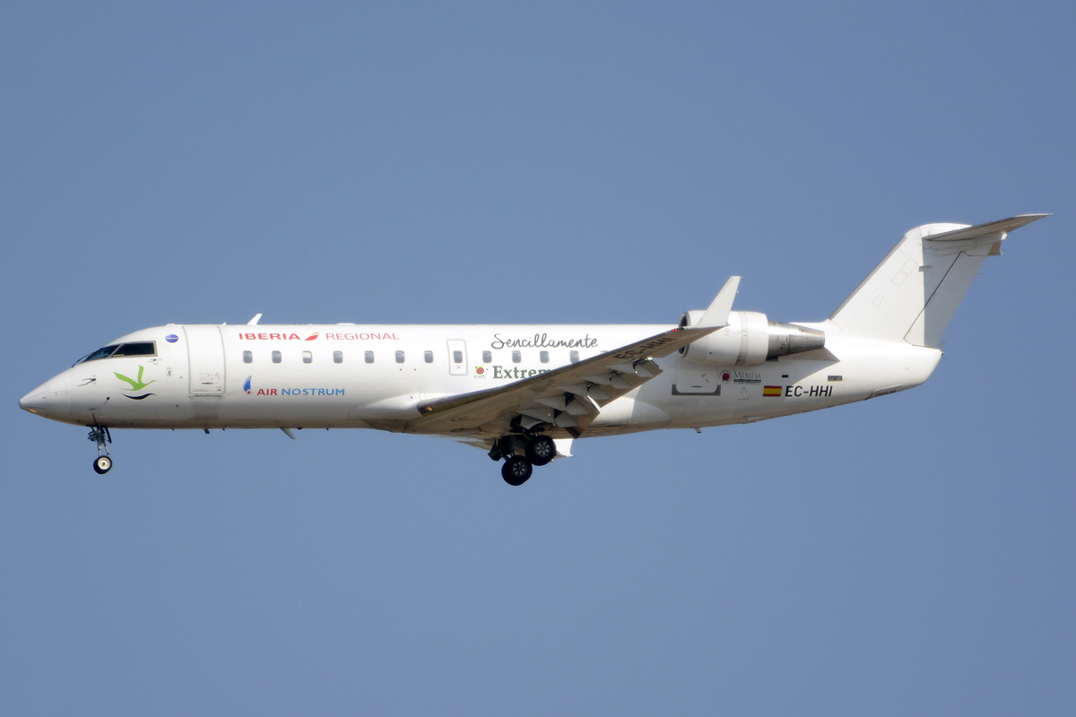 EC-HHI (cn 7343) Bombardier CRJ200ER