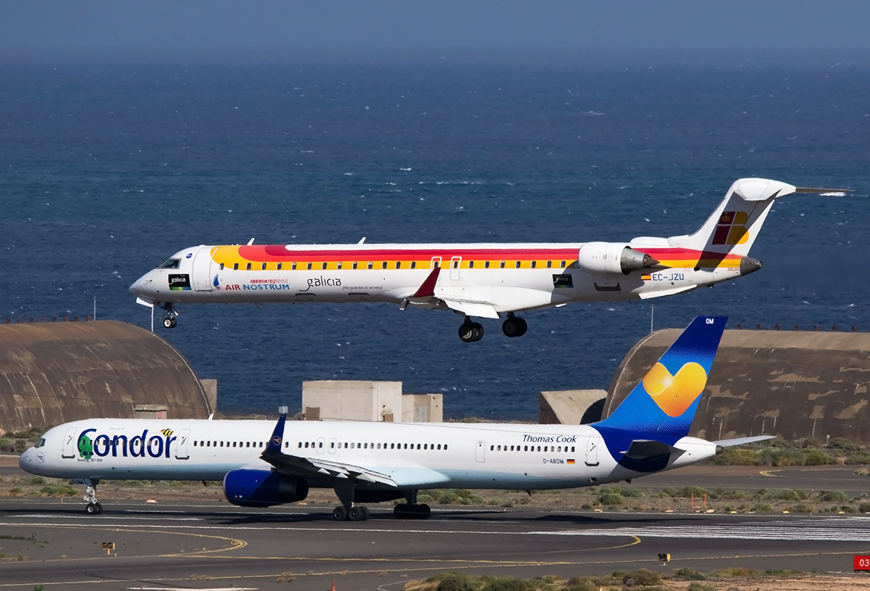 EC-JZU (cn 15115) Bombardier CRJ900ER