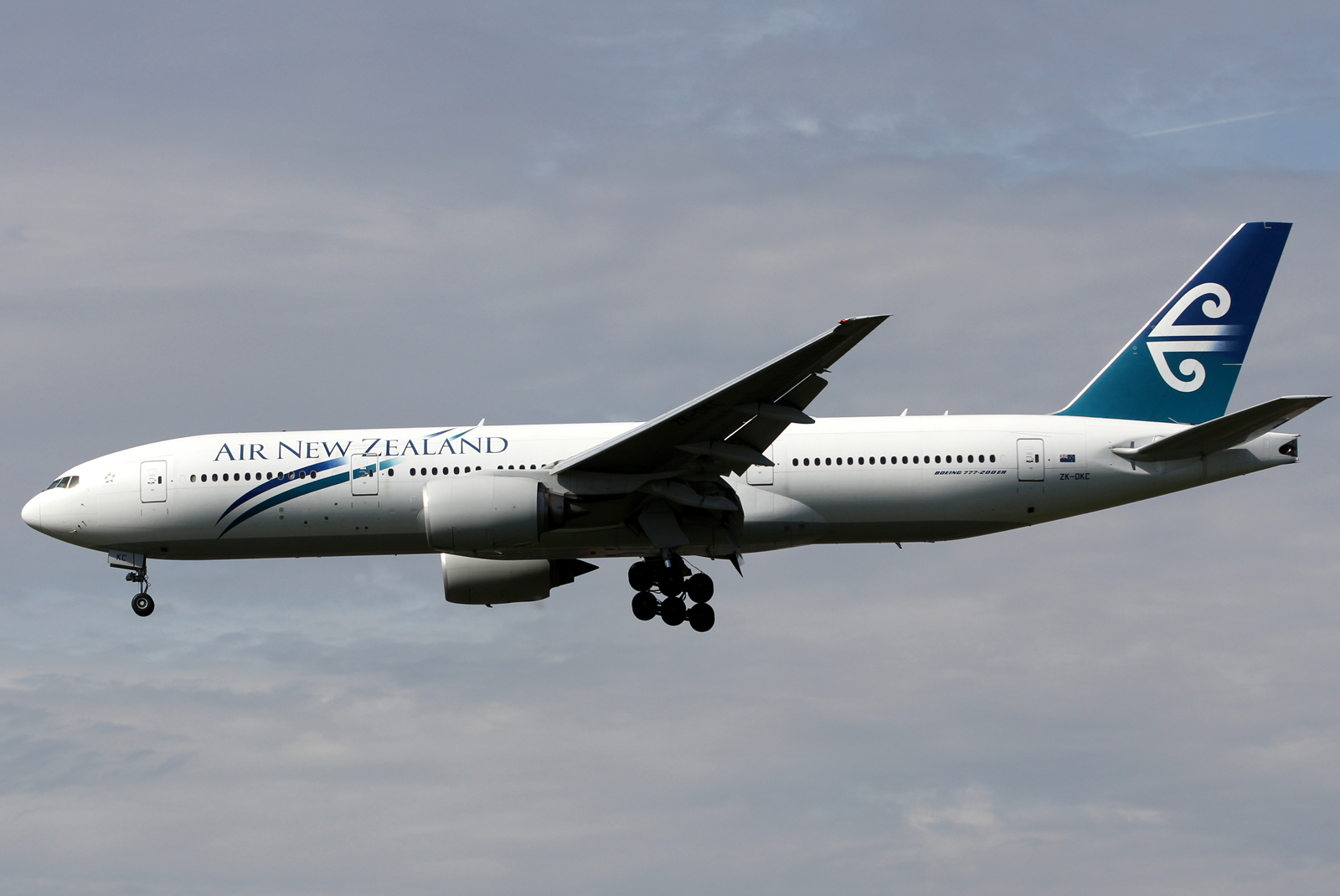 ZK-OKC · Boeing 777-219/ER · (LHR / EGLL)