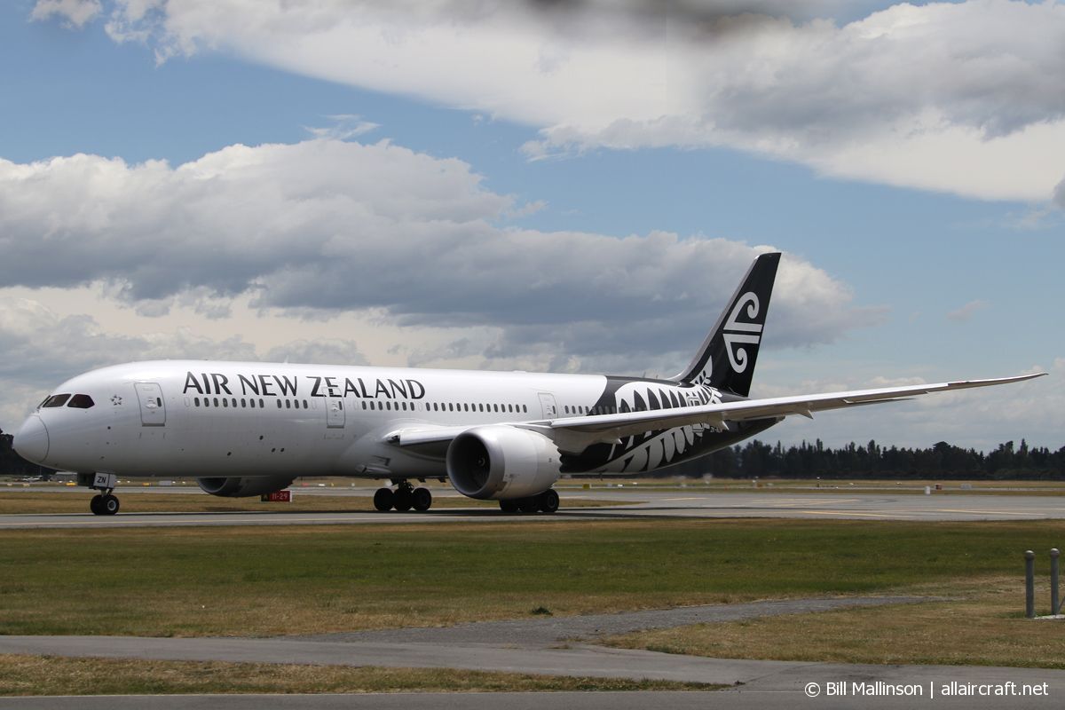 ZK-NZN (cn 38182) Boeing 787-9