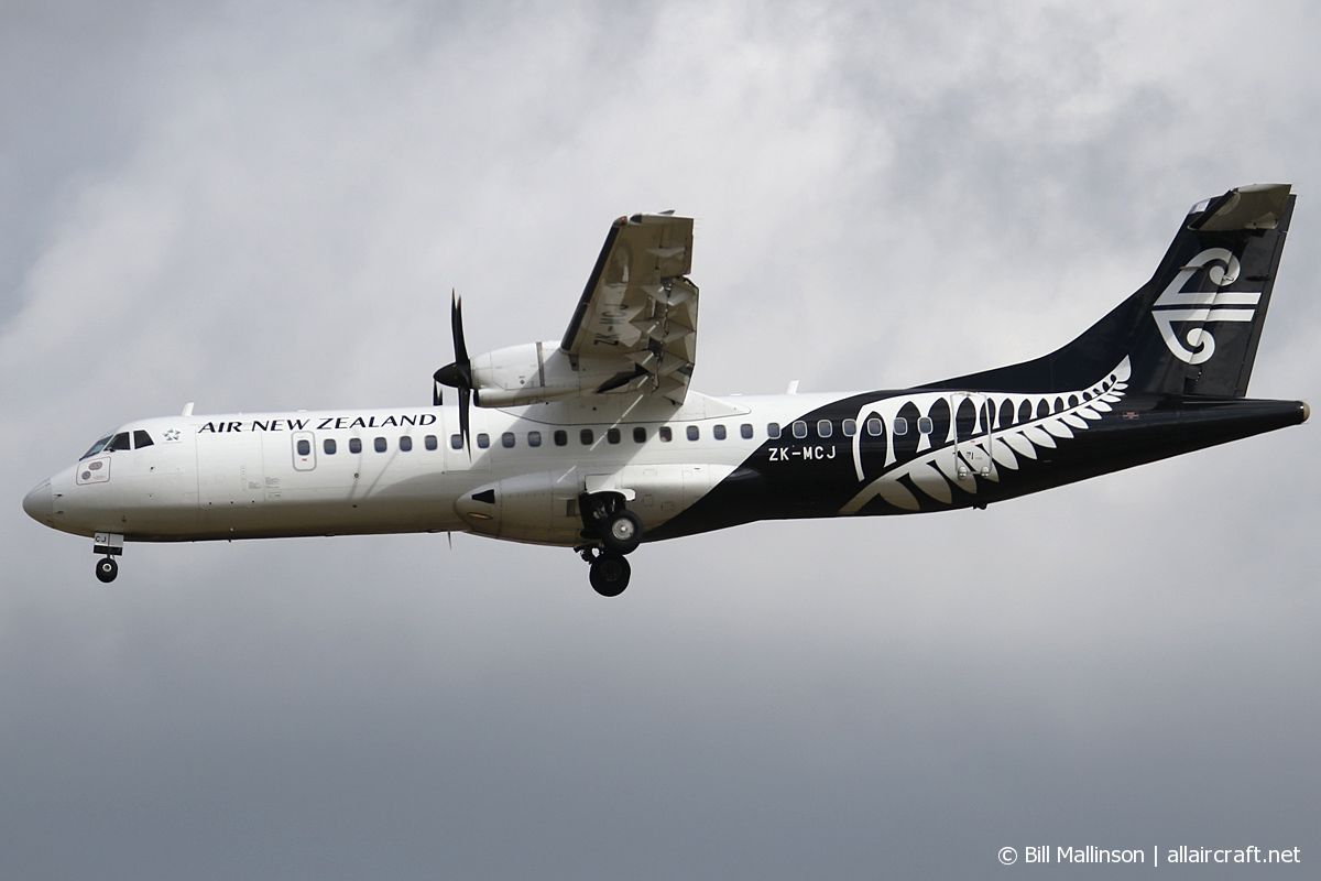 ZK-MCJ (624) 1999 ATR-72-500