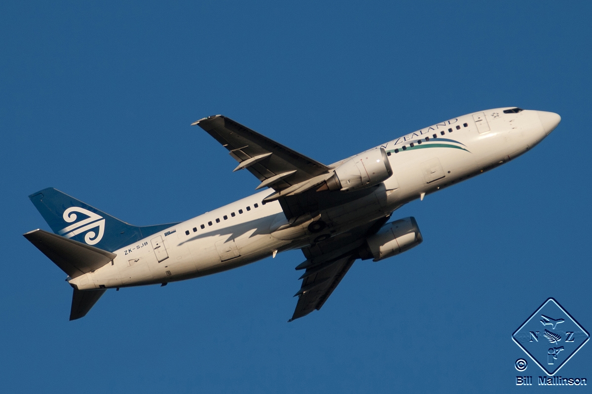 ZK-SJB (cn 28868) Boeing 737-33R