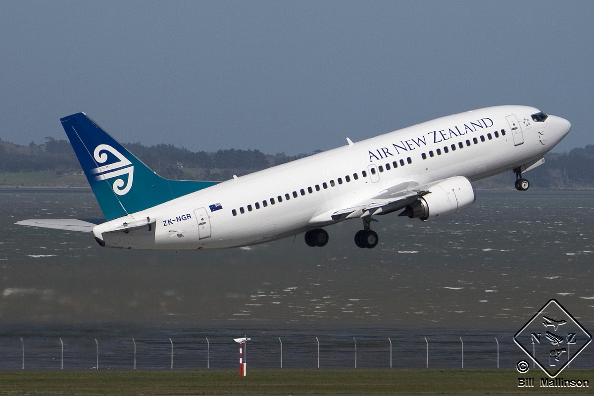ZK-NGR (cn 27460) Boeing 737-33A