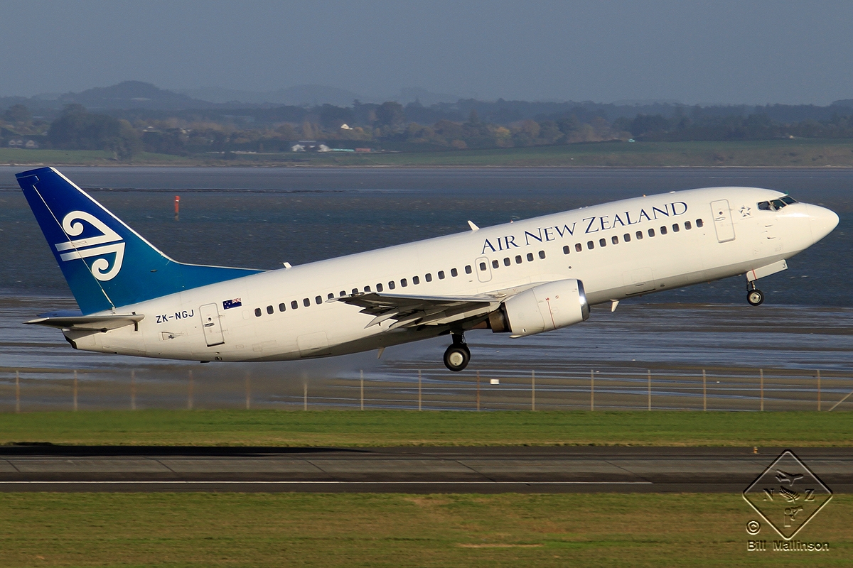 ZK-NGJ (cn 25609) Boeing 737-319