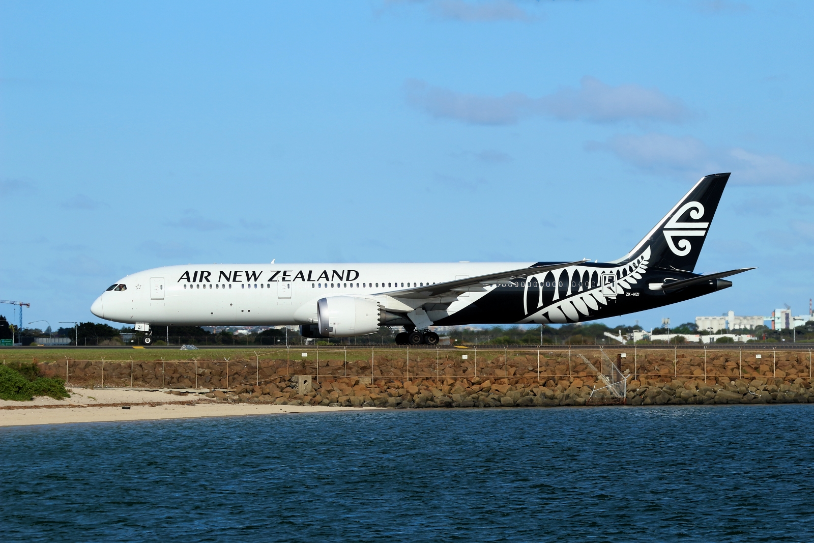 ZK-NZI (cn 37965) Boeing 787-9
