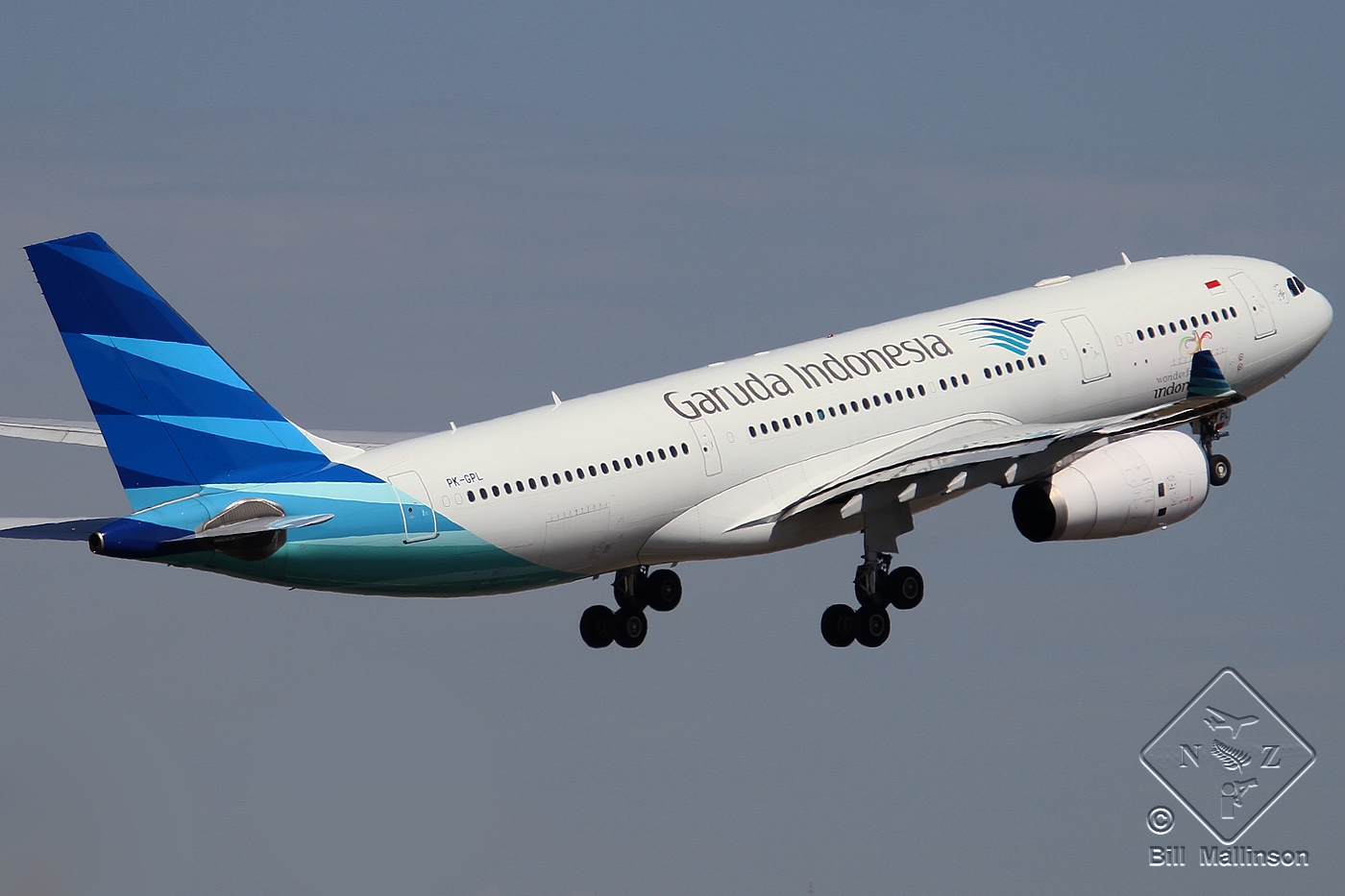 PK-GPL · Airbus A330-243 · (SYD / YSSY)