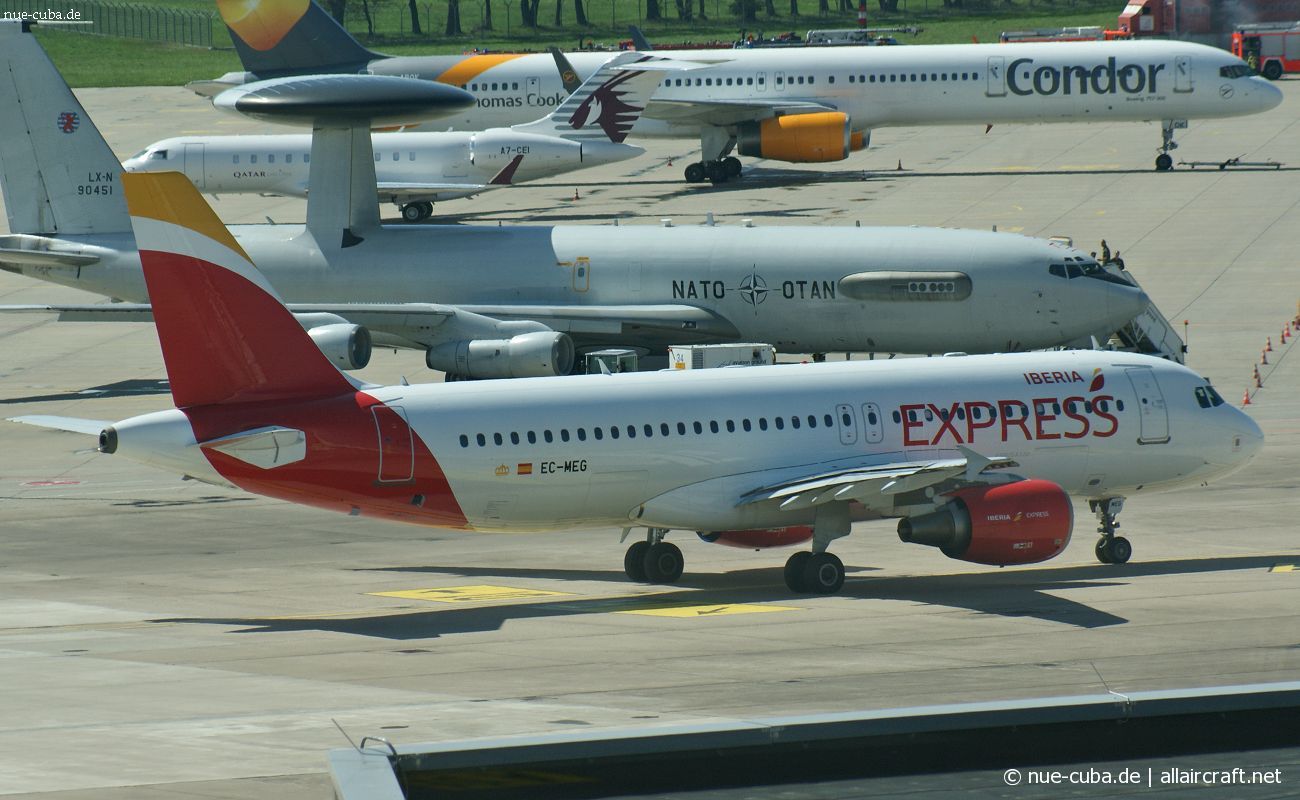 EC-MEG (1439) 2001 Airbus A320-214